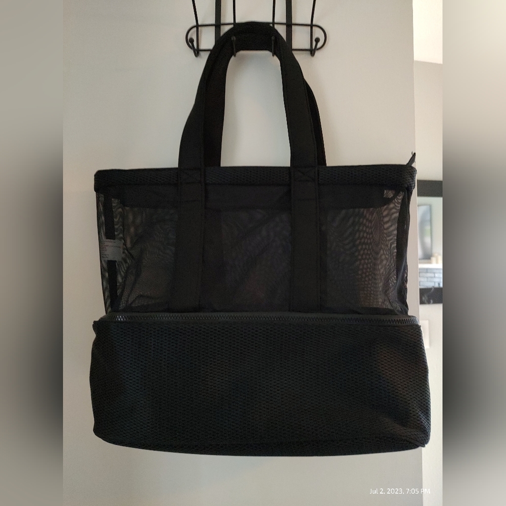 No Boundaries Beach/Work Out Tote w/ Cooler